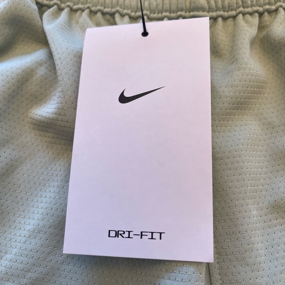 NWT Nike Icon Basketball Shorts. - Picture 6 of 10